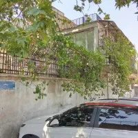 ۱۷۰ متری دربستی/در سه طبقه/دو نبش