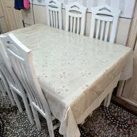 میز و صندلی چوبی شش نفره