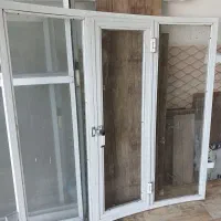 پنجره آلمنیومی هلالی با توری