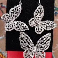گوشواره و گردنبند ست