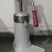آب انار گیری دستی