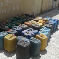 تعدادی گالن خارجی سالم