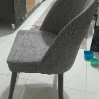 ۴ عدد صندلی