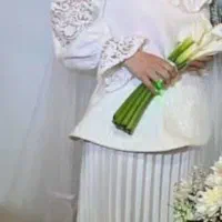 لباس عقد دو ساعت بیشتر پو