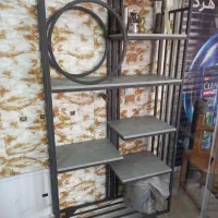 سلام فقط خریدار واقعی ویترین و قفسه مغازه