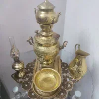 میز برنج با سماور برنجی کلی با هم
