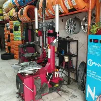 کارگر ماهر لاستیک فروشی