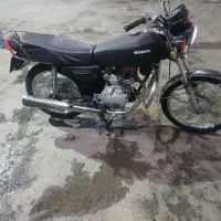 هندا ۱۲۵