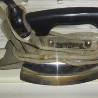 اتو قدیمی ولحیم کار رادیاتور