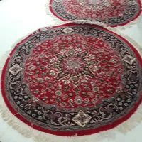 فرش قرمز