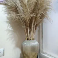 گلدان و گل