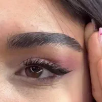 اکستنشن مژه و کاشت مژه