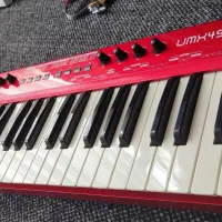 میدی کنترلر بهرینگر umx490