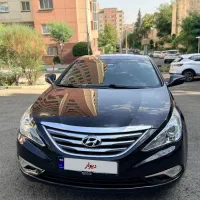 سوناتا YF