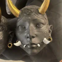 ۲ عدید مجسمه دیوارکوب