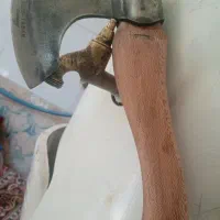 تبر قدیمی صدسال ویش