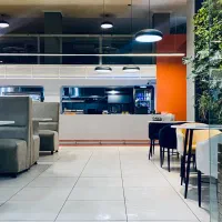 نیرو کار فست فود