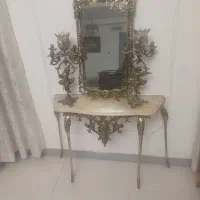 آینه شمعدان به همراه میز