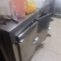 یک عدد تاپینگ و فریزر در حد