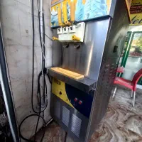 دستگاه قیفی تاپینگ بستنی