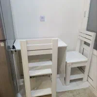 میز وصندلی ناخنکار