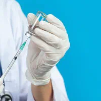 سرم تراپی و تزریقات در منزل