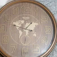 ساعت دیواری سالم بدون خط و خش