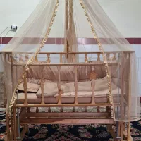 گهواره چوبی فرشته