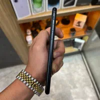 SE 2020|موبایل|قم, عربستان|دیوار