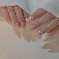 کاشت ناخن فقط ۳۰۰تومن