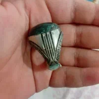 انگشتر یاقوت سبز