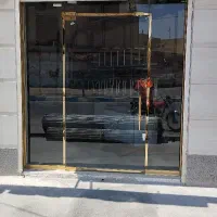 کرکره برقی و شیشه سکوریت