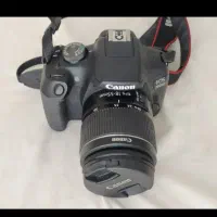 دوربین کنون D2000