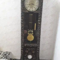 یک ساعت ایستاده و  دو دانه در نوع و یک دانه بوفه