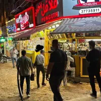 صندوقدار فست‌فود (خانم)