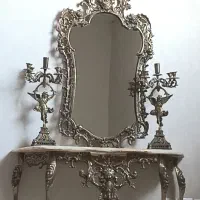 آینه و شمعدان برنز