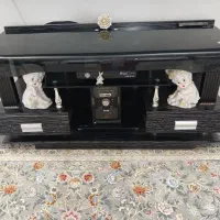 میز تیوی در حد اک