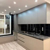 50 متری مرتب . آسانسور انباری