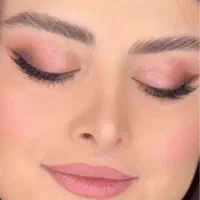 خدمات میکاپ و شینیون با بهترین مواد متریال