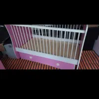 تخت بچه و بوفه