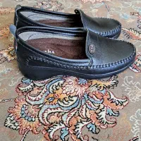 کفش زنانه طبی چرم خالص سایز ۳۷