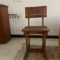 صندلی چوبی