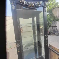 یک عدد بوفه و یک عدد جا کفشی