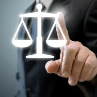 وکیل پایه یک دادگستری کلاهبرداری، خیانت در امانت