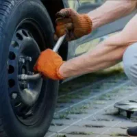 اپاراتی و پنچر گیری پنچری سیار در محل وخدمات باطری