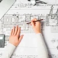 نقشه کش خانم مسلط ب اتوکد و سیویل تری دی