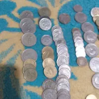 تعدادی سکه قدیمی