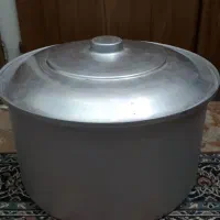 قابلمه روی بزرگ قدیمی