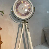 ساعت ایستاده