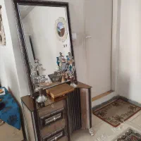 آیینه و شمعدان و کنسول